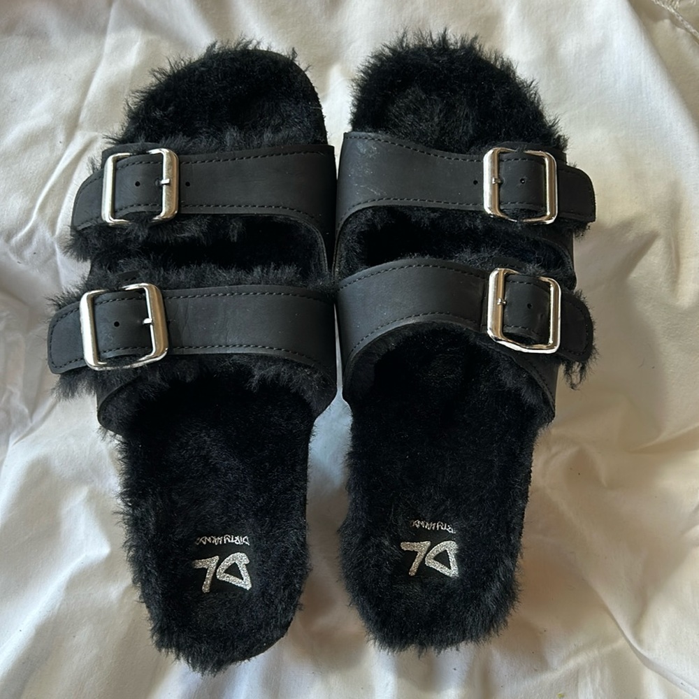 Dirty Laundry Black Fuzzy Slip-on Time Out Wedge Sandals-Size 39 NWOB